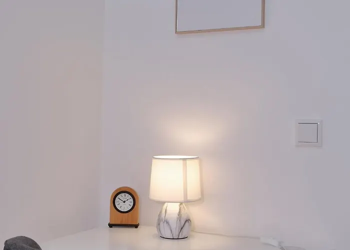 Modern Und Ruhig, Mit Garage & Ps4, Nahe Messe, Rue Und Uniklinik, Voll Ausgestattete Kueche, Bad Mit Dusche Und Badewanne * Essen